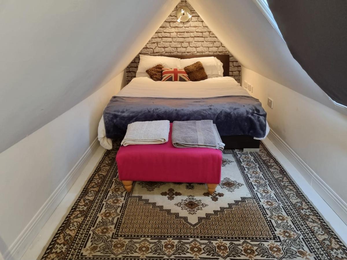 Cosy, Dog Friendly House On The Fringe Of The Brecon Beacons Villa Tredegar Exteriör bild