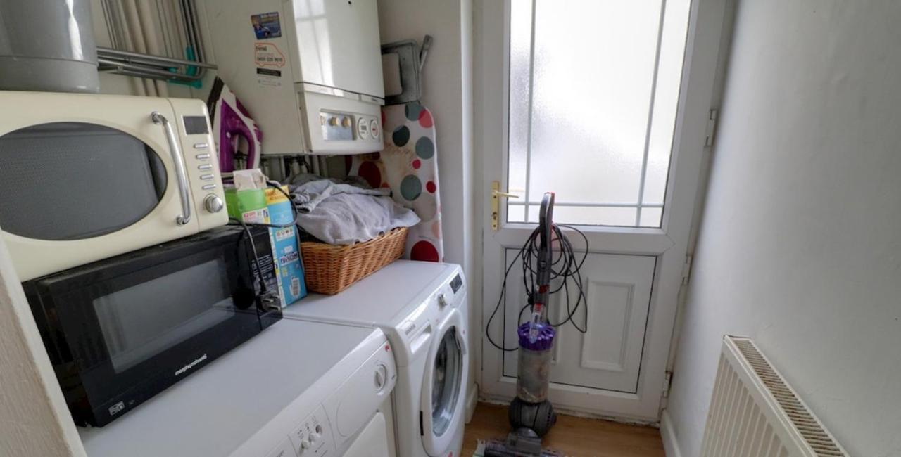Cosy, Dog Friendly House On The Fringe Of The Brecon Beacons Villa Tredegar Exteriör bild