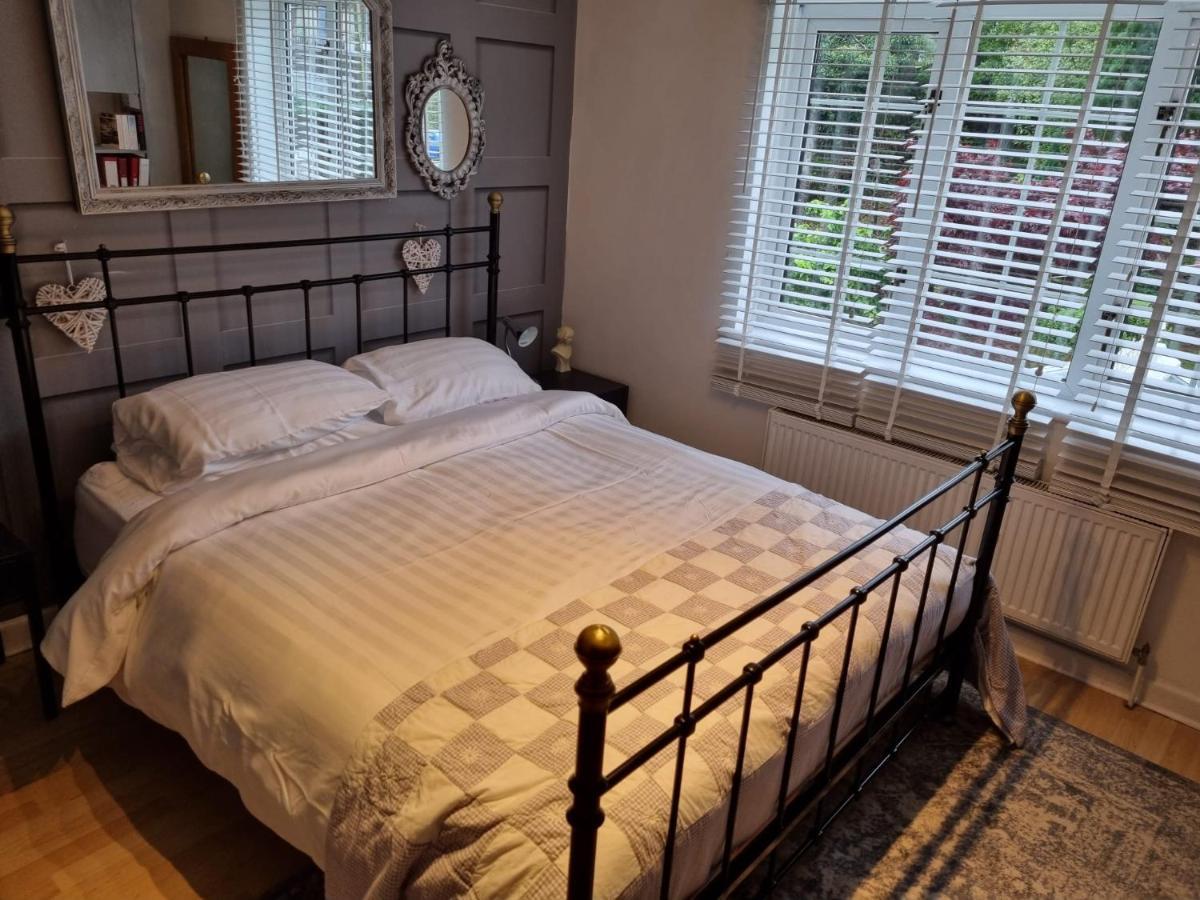 Cosy, Dog Friendly House On The Fringe Of The Brecon Beacons Villa Tredegar Exteriör bild